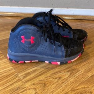 Under Amour Girls Sneakers size 1Y